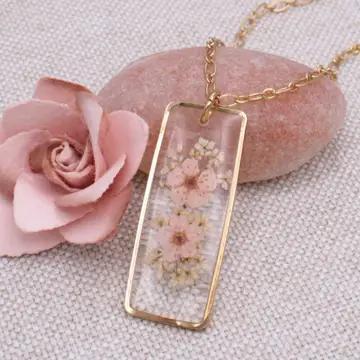 Dried Flower Bar Necklace – Light Pink & Gold