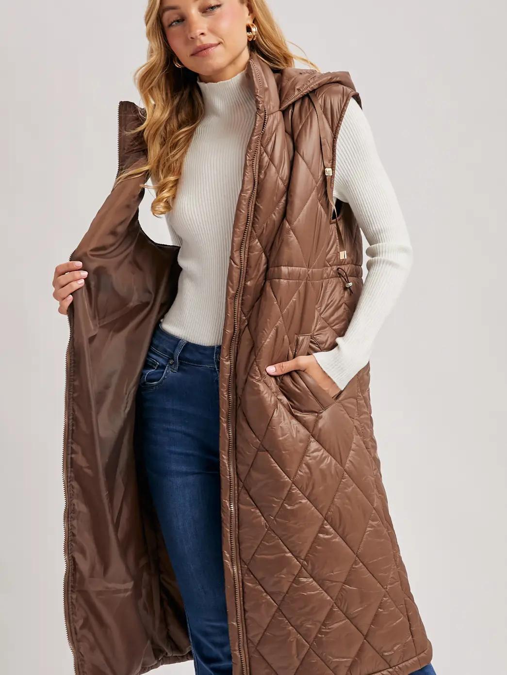 BLUIVY DIAMOND QUIT PUFFER LONG-LINE HOODED VEST |
COCO - SIDE VIEW
