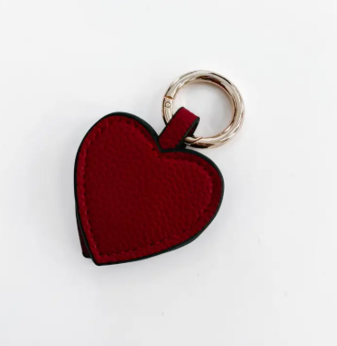 Pretty Simple - Heidi Heart Magnetic Hat Carry Clip