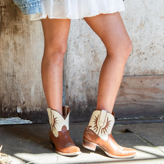 Prickly Pear Saddle Lace Boots