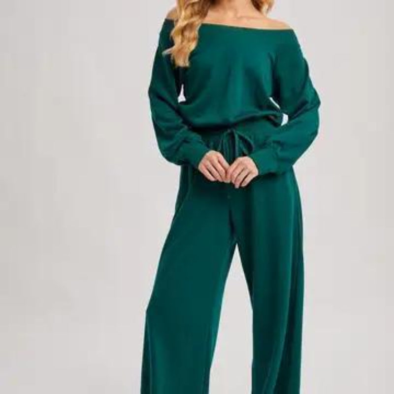 BLUIVY WIDE NECK OFF THE SHOULDER KNIT JUMPSUIT |
HUNTER GREEN - FRONT VIEW