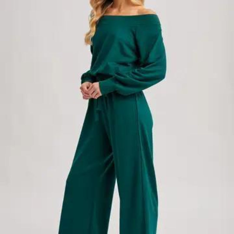 BLUIVY WIDE NECK OFF THE SHOULDER KNIT JUMPSUIT |
HUNTER GREEN - SIDE VIEW