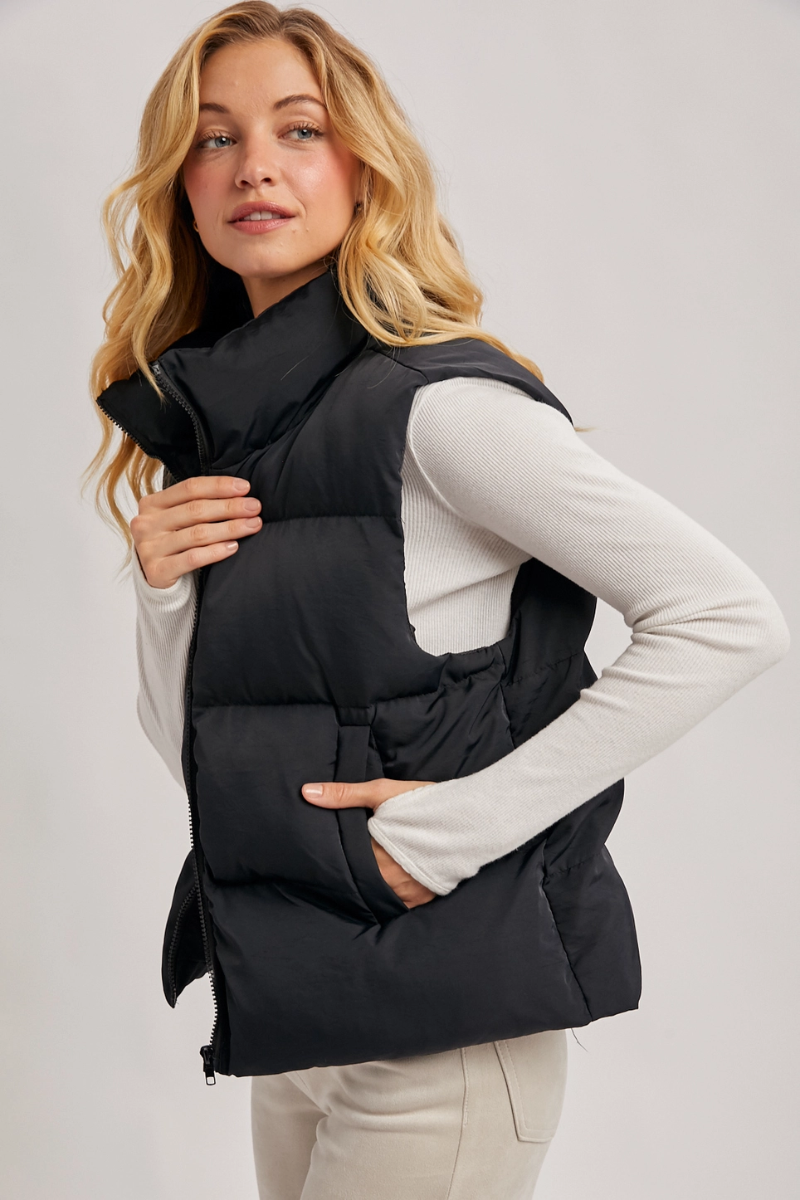 BLUIVY ZIPPER FRONT PUFFER VEST | BLACK - SIDE VIEW