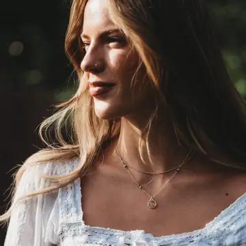 Reflect Golden Wave Necklace Set