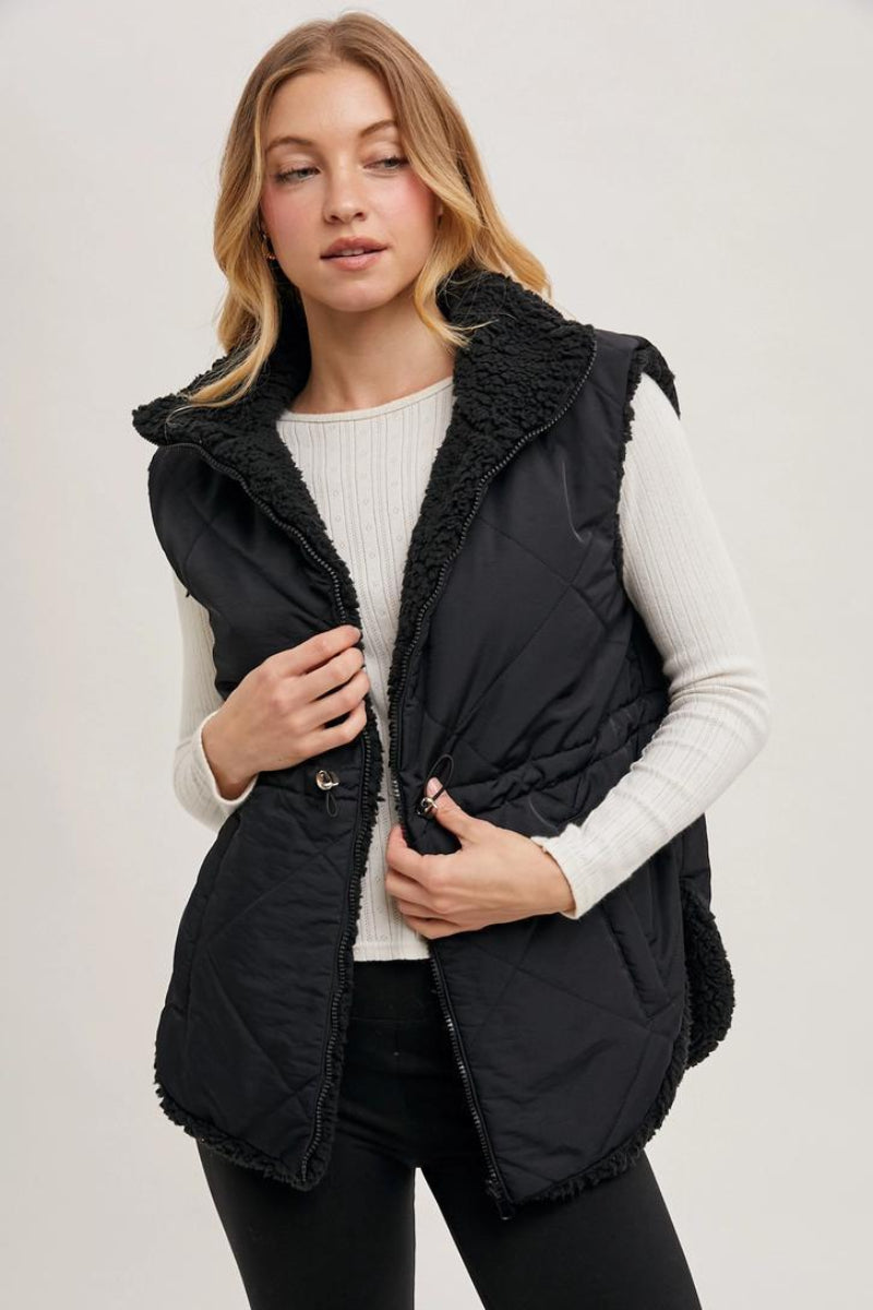 BLUIVY REVERSIBLE PUFFER AND SHERPA VEST - FRONT VIEW