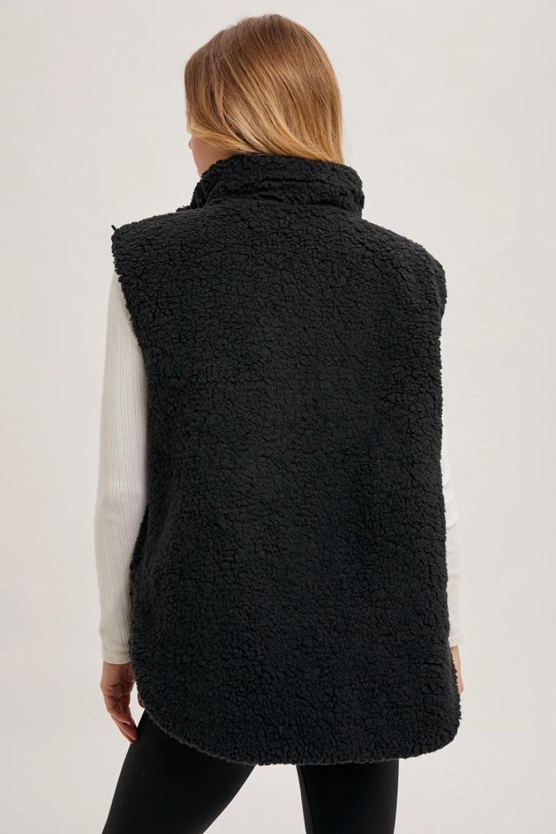 BLUIVY REVERSIBLE PUFFER AND SHERPA VEST - BACK VIEW