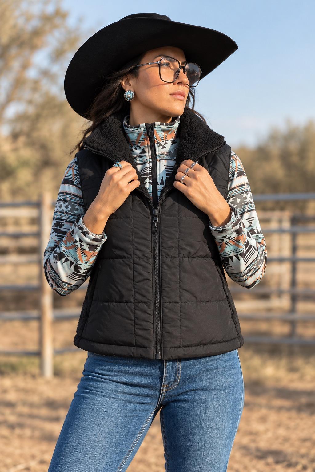 Montana Co. Women’s Reversible Polyfill Sherpa Crop Vest – Black