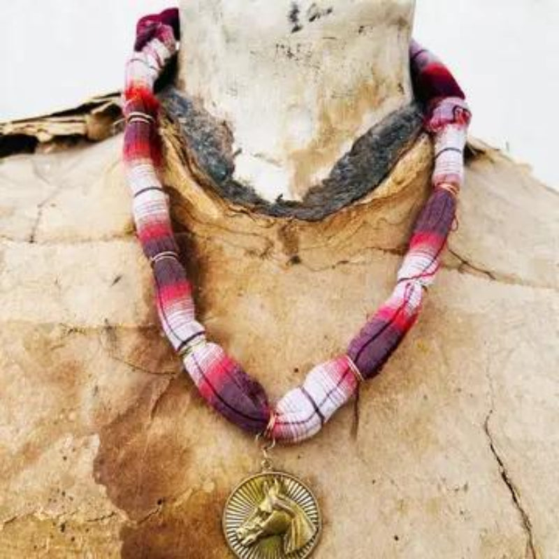 Vintage Bliss Vintage Pearl Snap Shirt Horse Medallion Necklace
Western