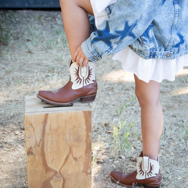 Prickly Pear Saddle Lace Boots